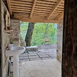 Maison d'hôtes Ecovillage - *