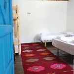 Ecovillage - Πανσιόν Zhulat